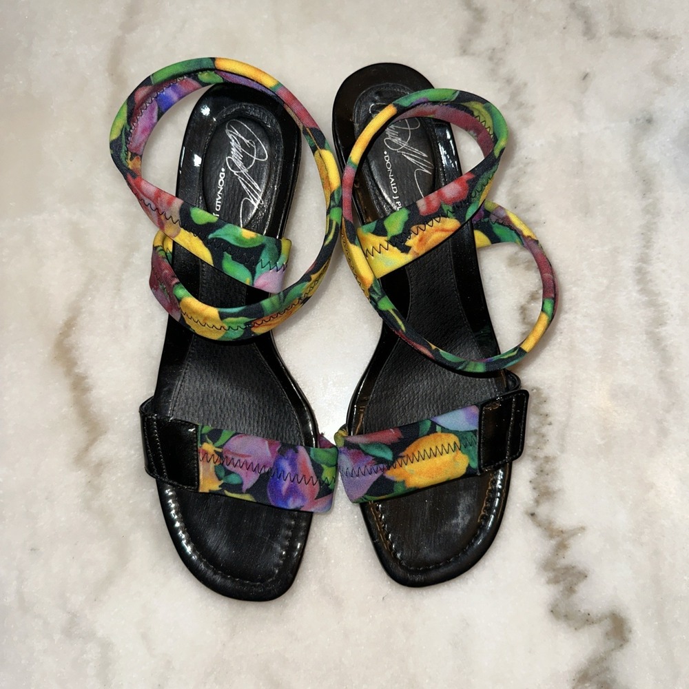 Donald Pliner Halina Patent  Tulipano Stretch Ankle Wrap Floral Size 6.5